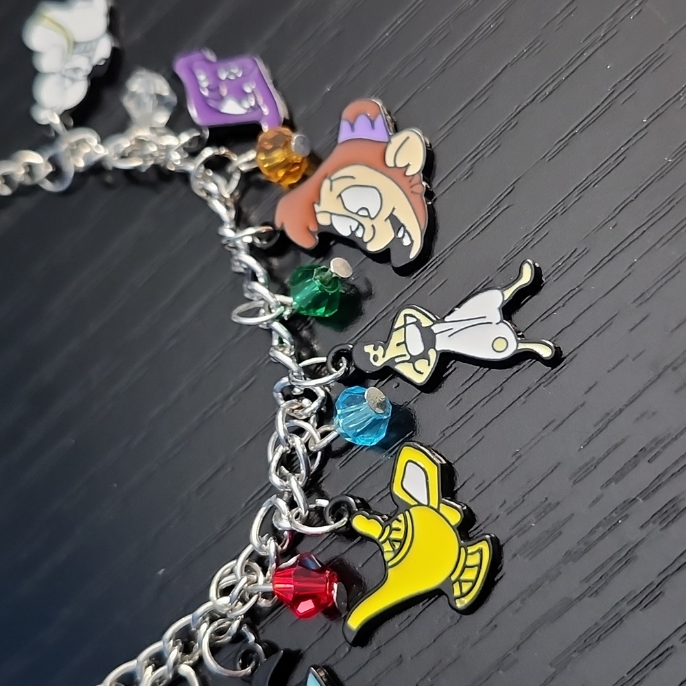 Disney's Aladdin Charm Bracelet - Picture 4 of 6